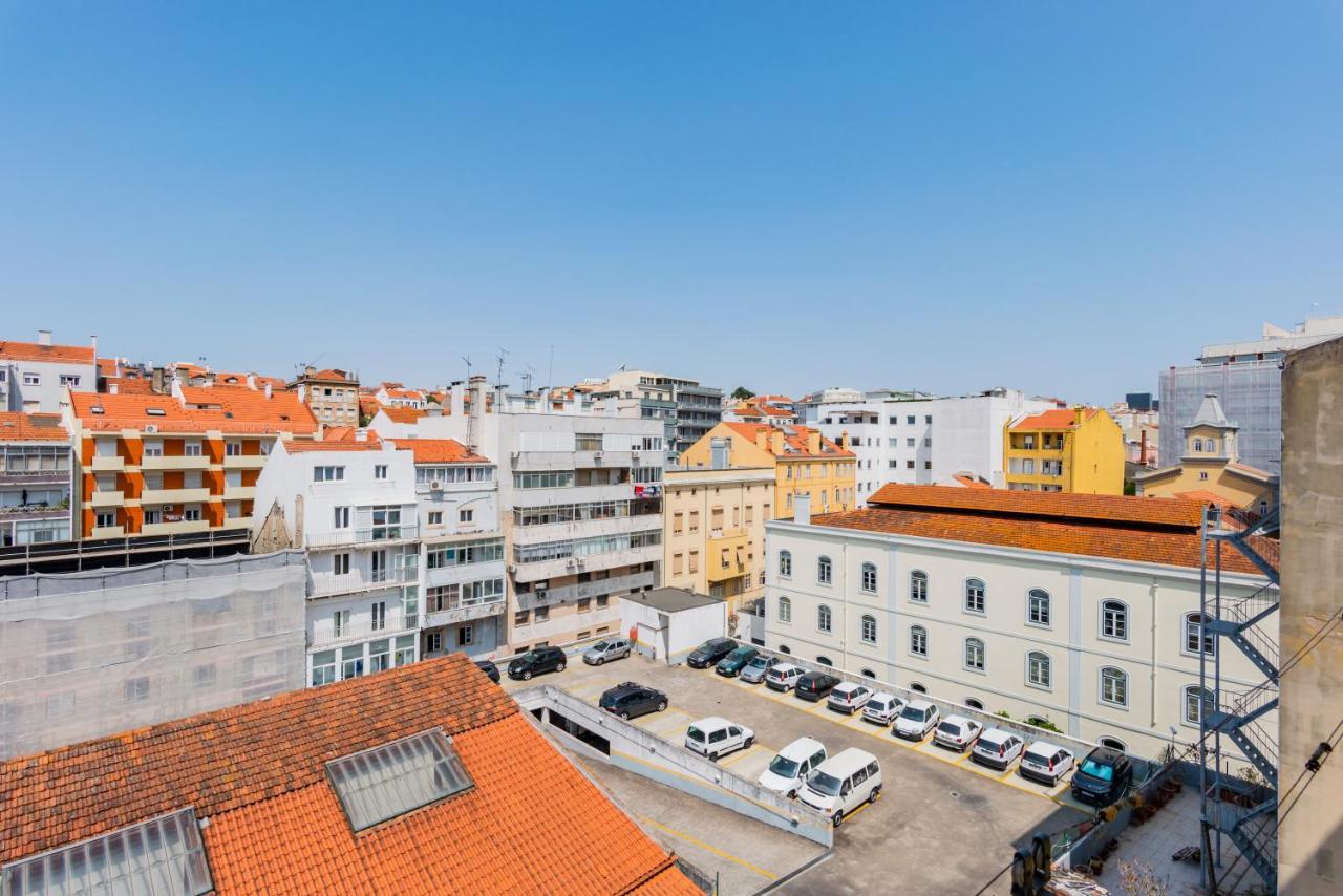 Apartment Almirante With 3 Bedrooms *