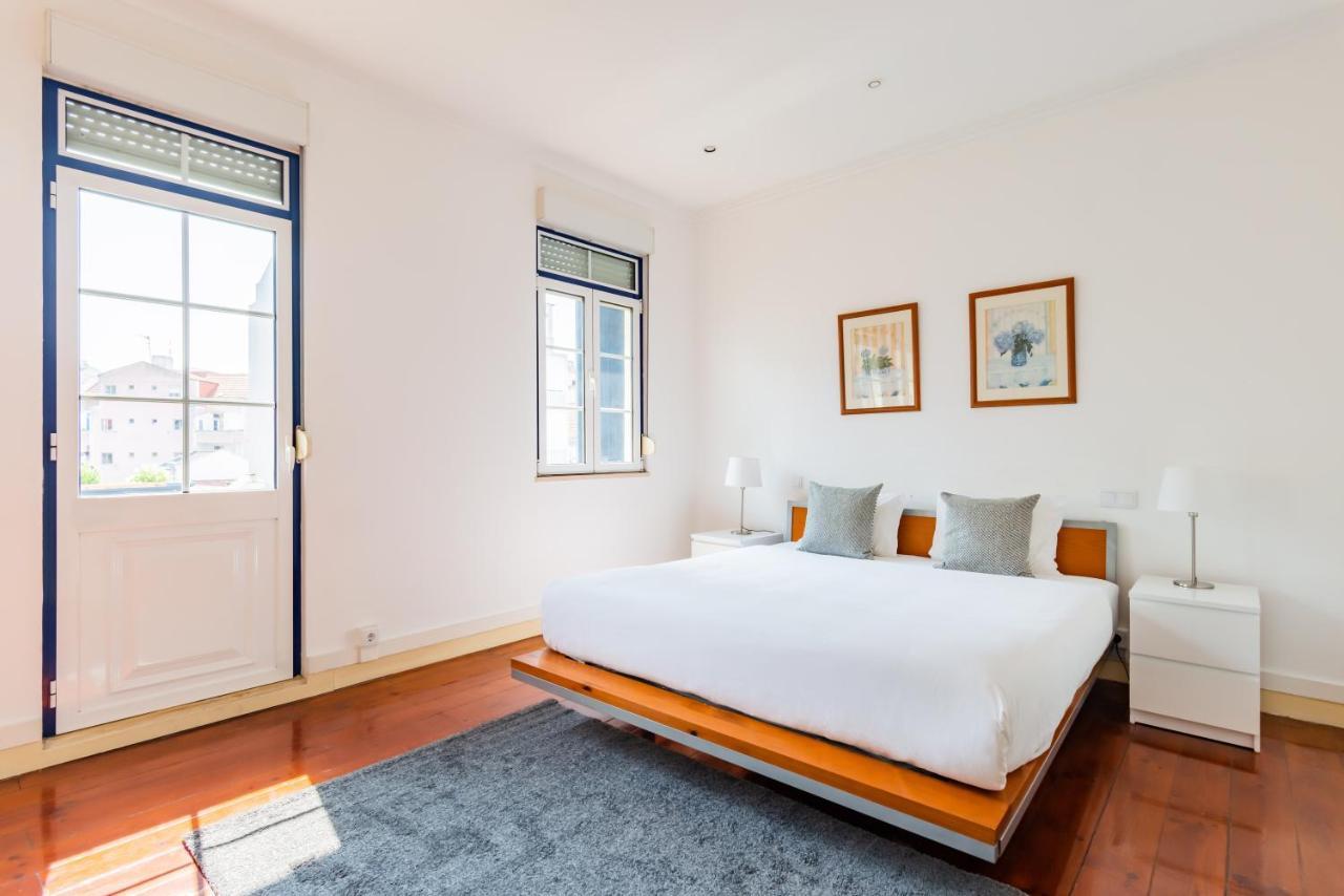 Apartment Almirante With 3 Bedrooms *